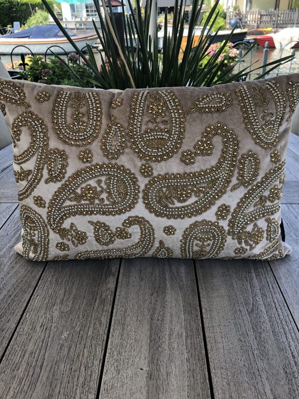 Kussen fluweel paisley beige 45x30 cm