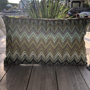 Kussen groen/zwart chevron 50x30 cm