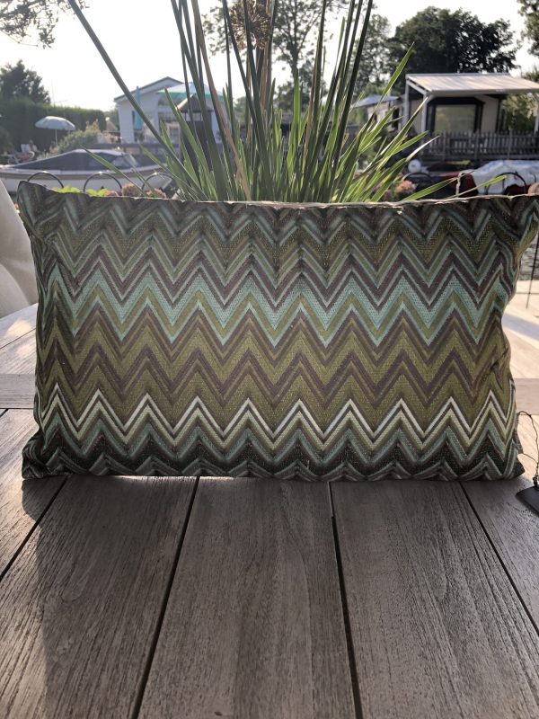 Kussen groen/zwart chevron 50x30 cm